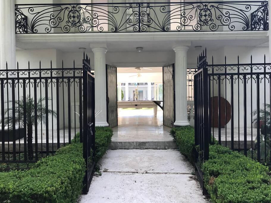 La Gran Casablanca Villa Jiutepec Esterno foto